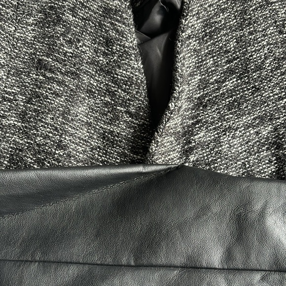 Dynamite grey and black blazer - Picture 3 of 3